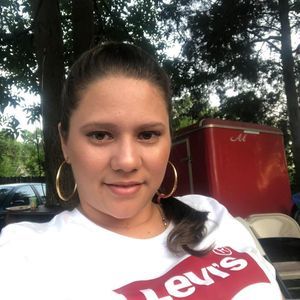 Meet your Posher, Lorena